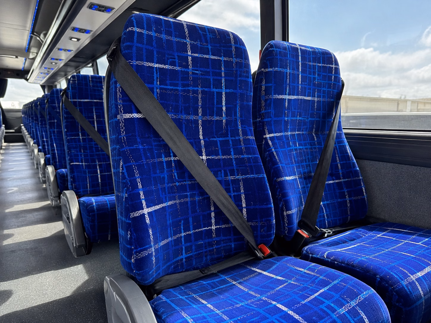 austin bergstrom international airport aus charter bus transfers from temple