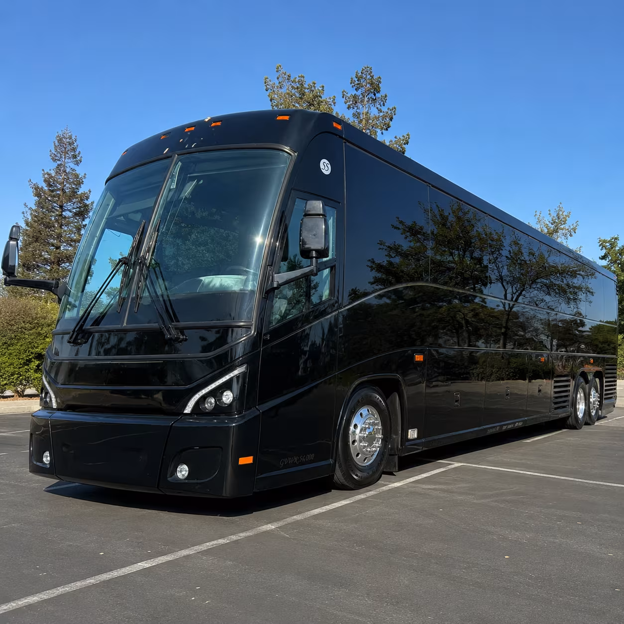 charter buses to the texas state capitol and bullock museum in austin
