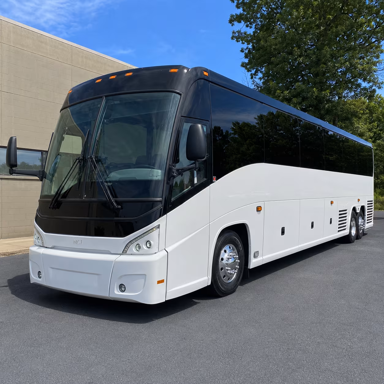 concert bus rentals to moody center and austin s live music scene