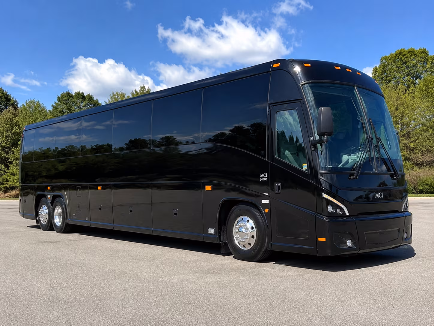 hotel shuttle buses along sw h k dodgen loop for wedding guests